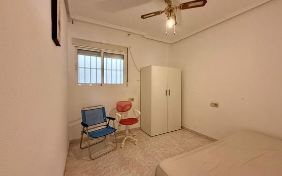 Appartement de 2 chambres à Torrevieja - AG155062 - Photo - Small - 17