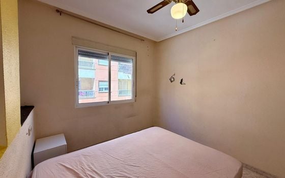 Appartement de 2 chambres à Torrevieja - AG155062 - Photo - Small - 14