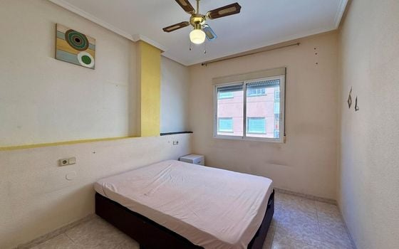 Appartement de 2 chambres à Torrevieja - AG155062 - Photo - Small - 13