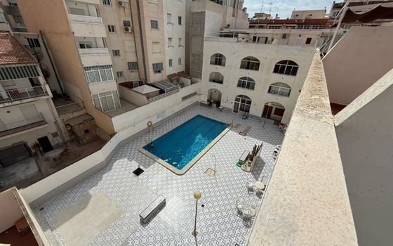 3 Schlafzimmer Doppelhaus in Torrevieja - AG155222 - Foto - Small - 30
