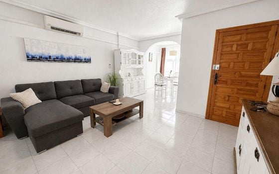 3 Schlafzimmer Doppelhaus in Torrevieja - AG155222 - Foto - Small - 6