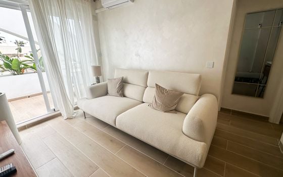 2 bedroom Apartment in Torrevieja - RCJ155255 - Photo - 2