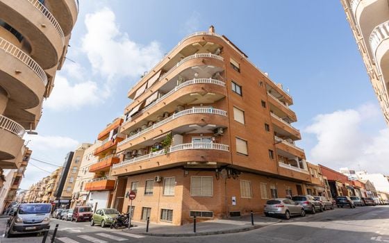 Apartamento de 2 habitaciones en Torrevieja - GVS155501 - Foto - 1