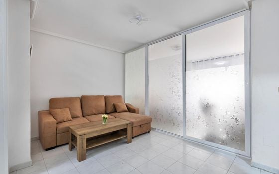 Apartamento de 2 habitaciones en Torrevieja - GVS155501 - Foto - 2