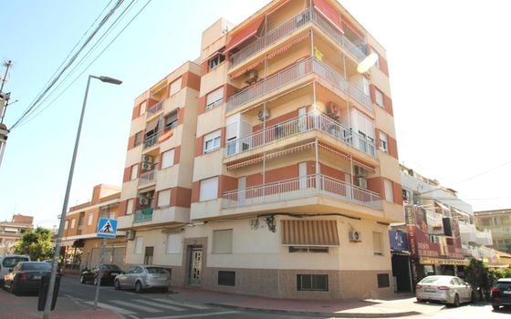 2 bedroom Apartment in Torrevieja - AV155506 - Photo - 1