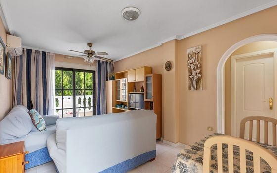 2 bedroom Apartment in Torrevieja - B155596 - Photo - 4