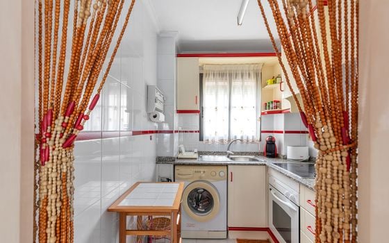 2 bedroom Apartment in Torrevieja - B155596 - Photo - Small - 9
