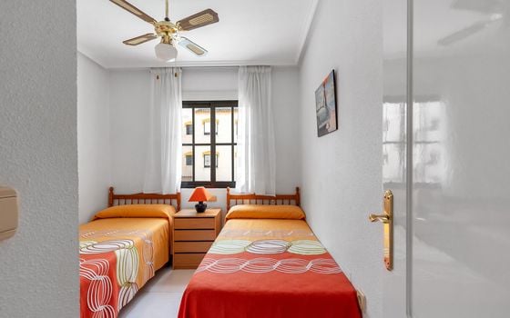 2 bedroom Apartment in Torrevieja - B155596 - Photo - Small - 16
