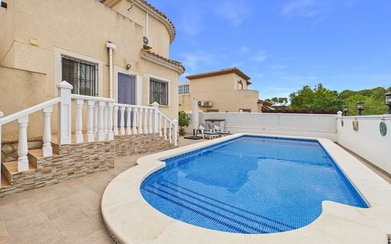 3 bedroom Villa in Pinar de Campoverde - OKW155639 - Photo - 2