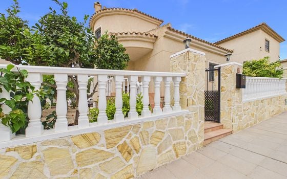 3 bedroom Villa in Pinar de Campoverde - OKW155639 - Photo - Small - 36