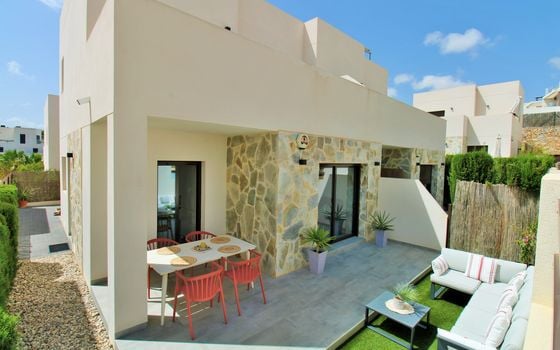 3 bedroom Villa in Villamartin - VC155651 - Photo - 3
