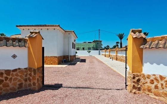 3 bedroom Villa in Catral - VRE155834 - Photo - Small - 16