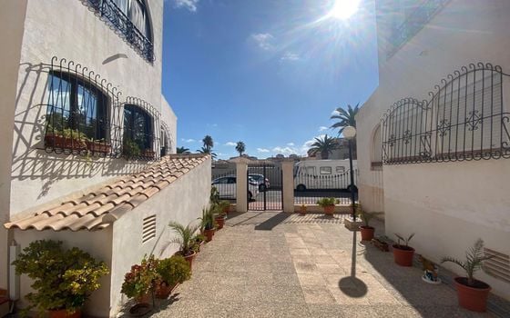 3 bedroom Apartment in Torrevieja - AG156079 - Photo - Small - 14
