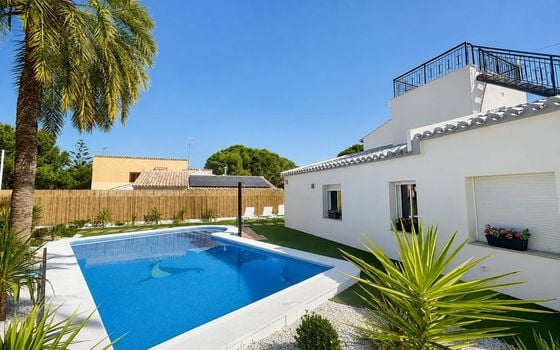 4 bedroom Villa in Punta Prima - URE156209 - Photo - Small - 28