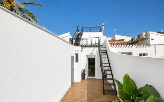 4 bedroom Villa in Punta Prima - URE156209 - Photo - Small - 31