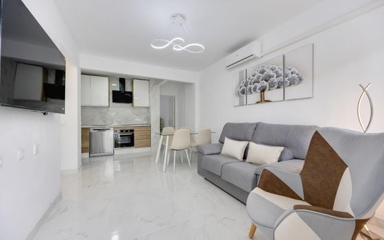 2 bedroom Apartment in Torrevieja - CYM156293 - Photo - 4