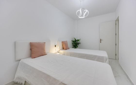 2 bedroom Apartment in Torrevieja - CYM156293 - Photo - Small - 13