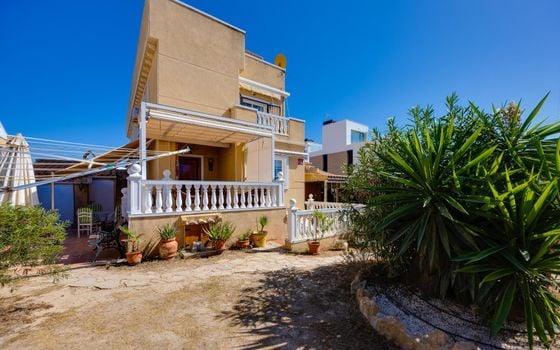 4 bedroom Villa in Torrevieja - CYM156494 - Photo - 2