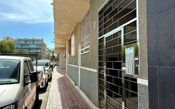 2 bedroom Apartment in Torrevieja - AG156511 - Photo - Small - 15