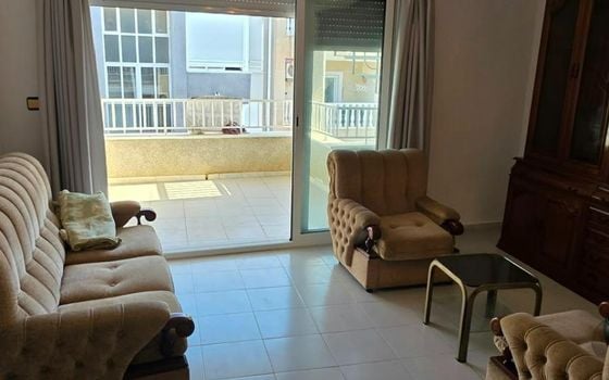 2 bedroom Penthouse in Torrevieja - VEC156553 - Photo - 2