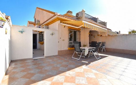3 Schlafzimmer Villa in La Zenia - VRE156654 - Foto - 1