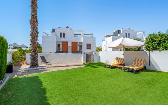 3 bedroom Villa in Villamartin - CBW156660 - Photo - Small - 29