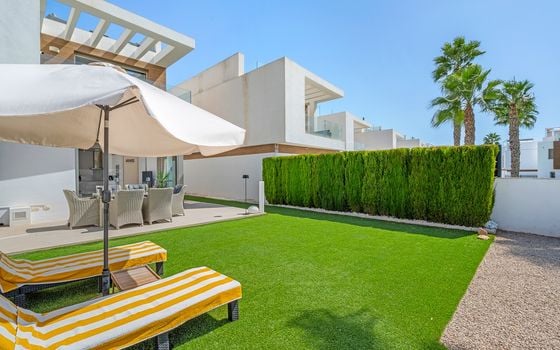 3 bedroom Villa in Villamartin - CBW156660 - Photo - Small - 30