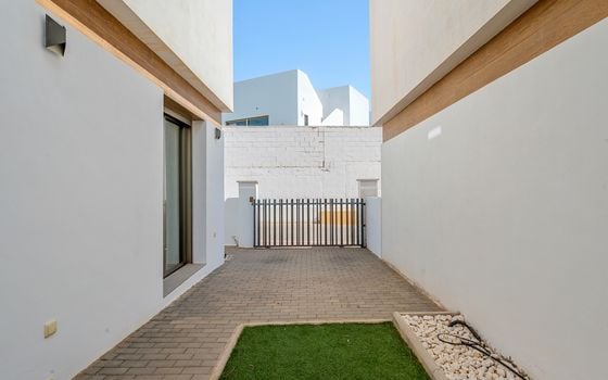 3 bedroom Villa in Villamartin - CBW156660 - Photo - Small - 32