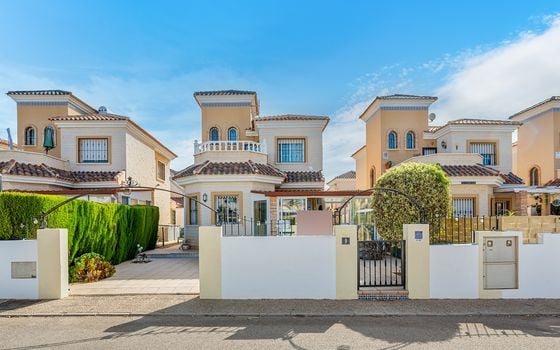 3 Schlafzimmer Villa in Guardamar del Segura - CBB156904 - Foto - Small - 37
