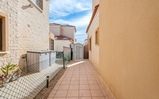 3 Schlafzimmer Villa in Guardamar del Segura - CBB156904 - Foto - Small - 29