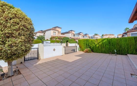 3 Schlafzimmer Villa in Guardamar del Segura - CBB156904 - Foto - Small - 28