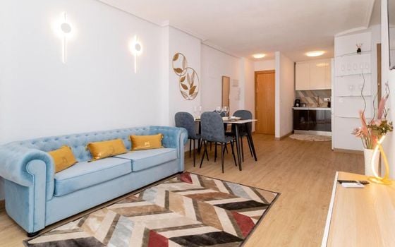 2 bedroom Apartment in Torrevieja - ET156975 - Photo - 2