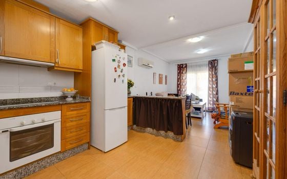 2 bedroom Penthouse in Torrevieja - VEC157015 - Photo - 2