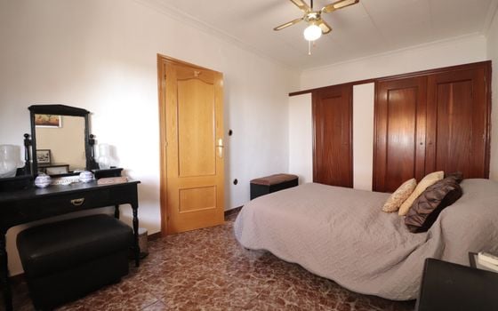 6 bedroom Villa in Crevillente - VRE157111 - Photo - Small - 16