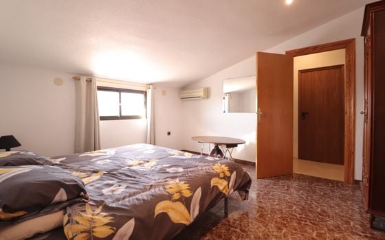 6 bedroom Villa in Crevillente - VRE157111 - Photo - Small - 20
