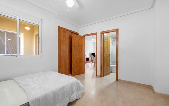 Appartement de 3 chambres à Orihuela Costa - CBW157116 - Photo - Small - 12