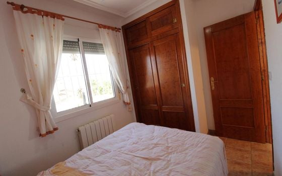 - IMC157229 - Photo - Small - 13