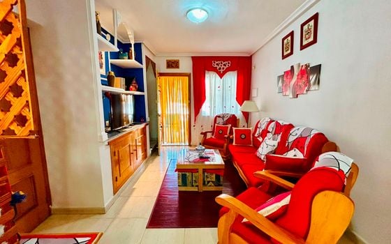 2 bedroom Townhouse in Torrevieja - SLI157237 - Photo - 2