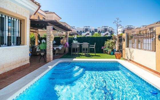 3 bedroom Villa in Guardamar del Segura - GS157344 - Photo - 3