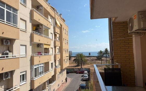 3 bedroom Apartment in Torrevieja - ET157410 - Photo - 1