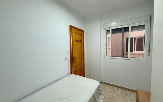 2 bedroom Apartment in Torrevieja - AG157436 - Photo - Small - 13