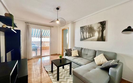 1 bedroom Apartment in Torrevieja - AG157440 - Photo - 2