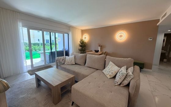 2 bedroom Apartment in Punta Prima - LR157503 - Photo - 3