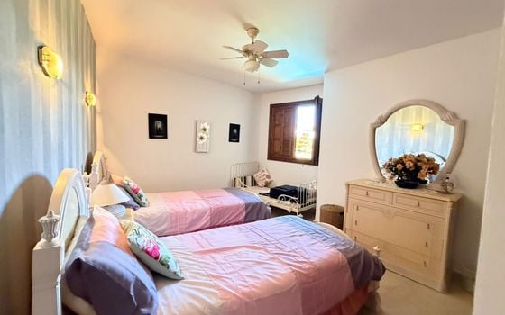 2 bedroom Apartment in Punta Prima - LR157504 - Photo - Small - 9