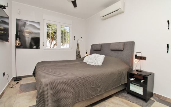 4 bedroom Villa in Villamartin - VC157532 - Photo - Small - 17