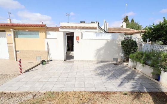 3 bedroom Townhouse in Torrevieja - CRR157571 - Photo - Small - 16