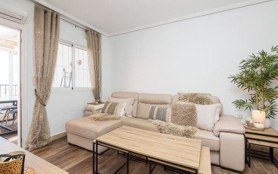 2 bedroom Penthouse in Orihuela Costa - AG157667 - Photo - 2