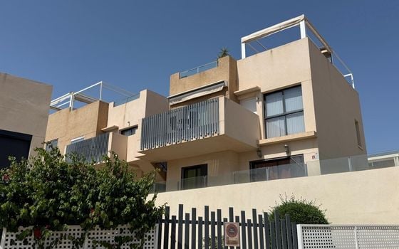 2 Schlafzimmer Bungalow in La Zenia - AG157687 - Foto - 1