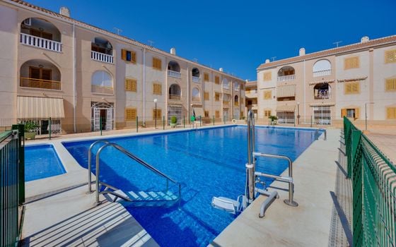 3 bedroom Apartment in Torrevieja - CYM157909 - Photo - 1