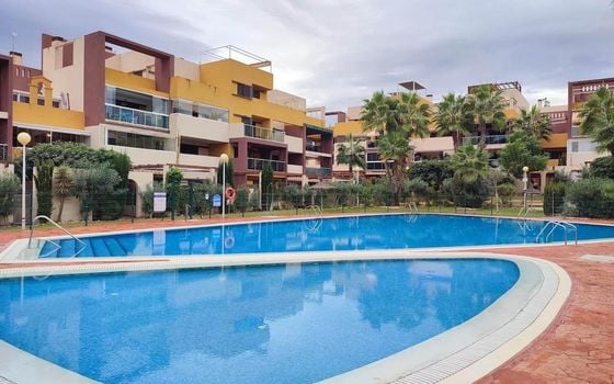2 Schlafzimmer Appartement in Orihuela Costa - CRR158270 - Foto - 1